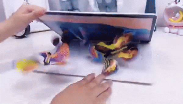 Magiczne Wirujące Motylki